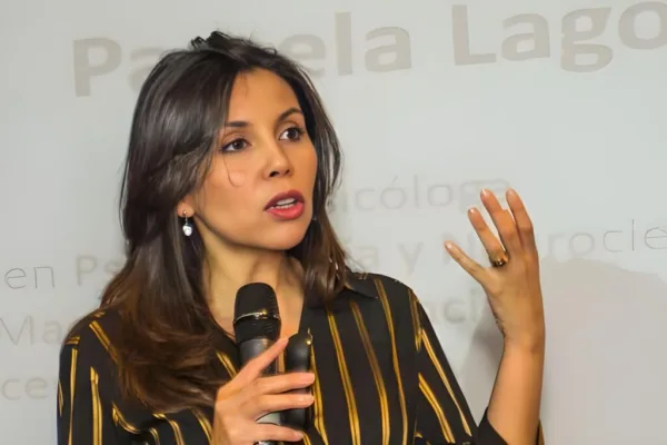 Pamela Lagos, conferencista para eventos corporativos sobre Neurociencia Aplicada