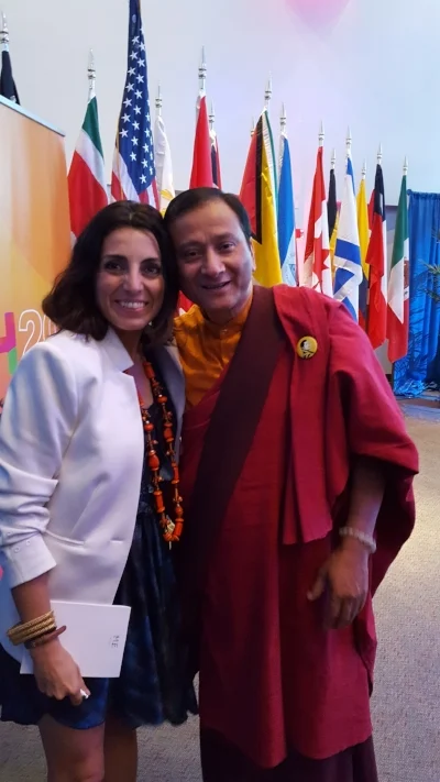 Silvia García en un encuentro internacional sobre felicidad.