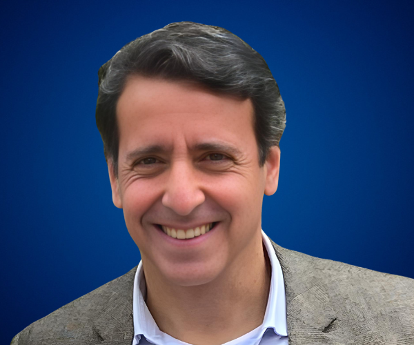 Franzel Delgado — Conferencista de Estrategia Empresarial